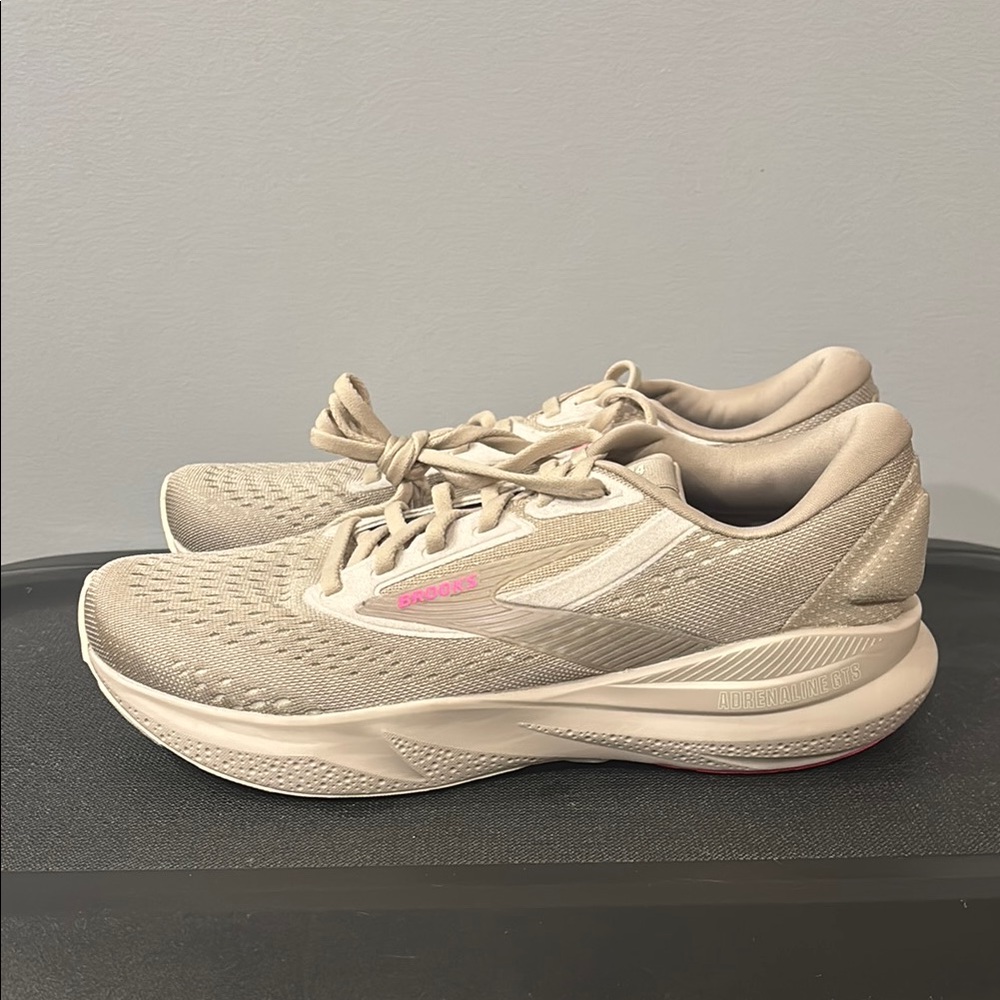 Brooks Adrenaline GTS 24